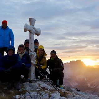 f0ffb817-5c72-46a6-b5d1-c238efb63e2a