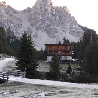 c302b787-6596-4d31-9ddc-ad0a6caa9c8e